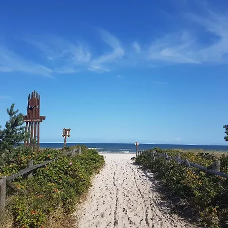 Z Jacuzzi بيت للعطل