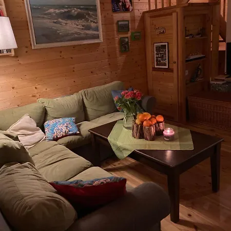 Z Jacuzzi بيت للعطل *