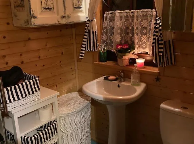 Semesterbostad Z Jacuzzi